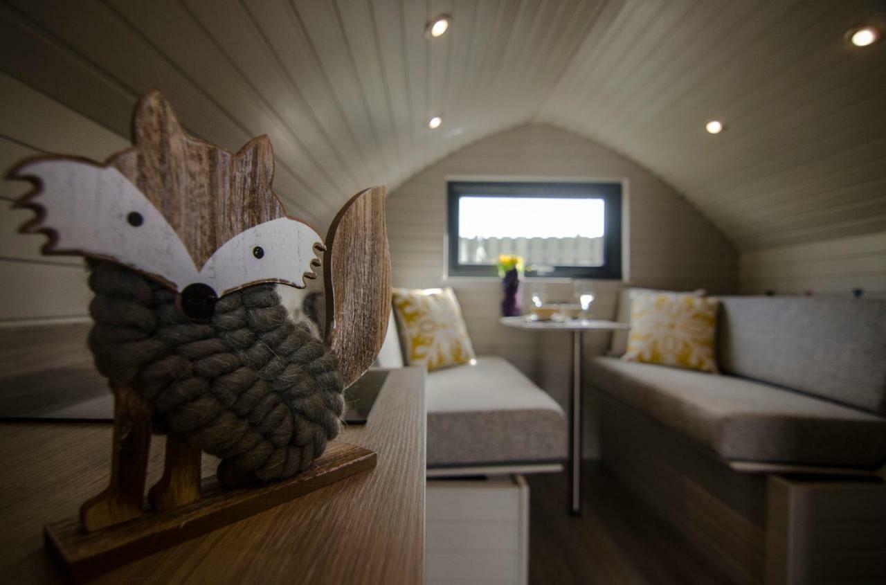Foxy's Den * Dornoch
